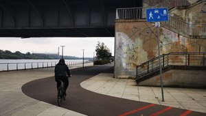Nikt tu nie mieszka, jest strefa zamieszkania. Ograniczenia dla rowerzystów w centrum miasta!