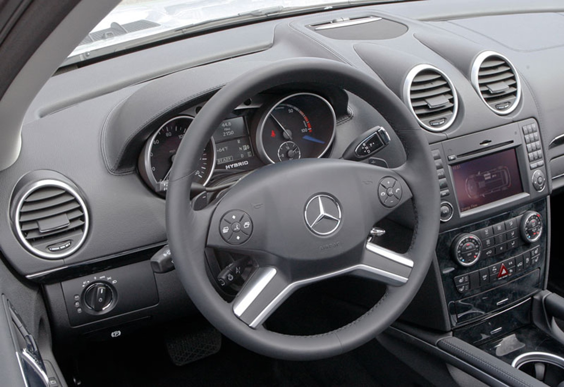 Mercedes-Benz ML 450 Hybrid nyní dostupný v USA, ale jen na leasing