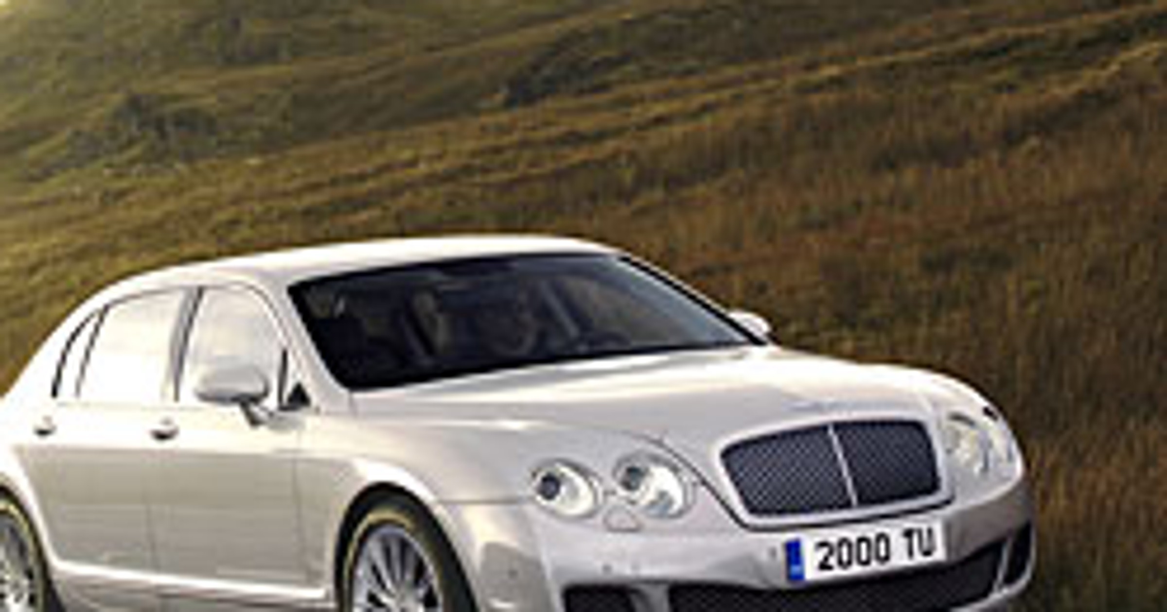 Bentley Continental Flying Spur: nowości na rok 2009 i mocna wersja Speed