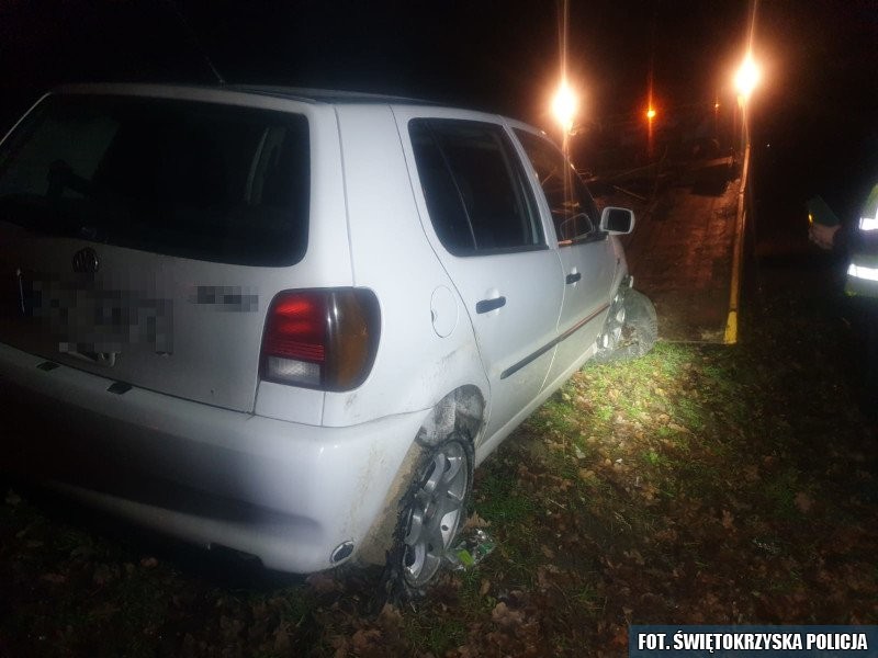Volkswagen jechał na samych felgach. Musieli go zatrzymać przypadkowi świadkowie