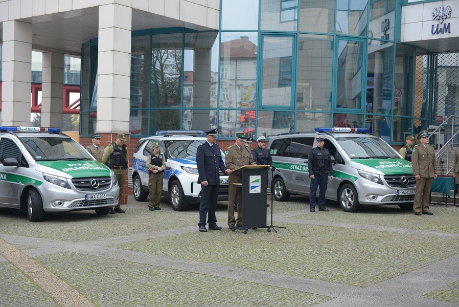 Straż Graniczna dostała 113 nowych samochodów