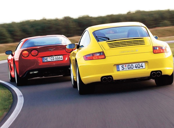 Porsche 911 Carrera S kontra Chevrolet Corvette C6 – diabelsko wściekłe bolidy