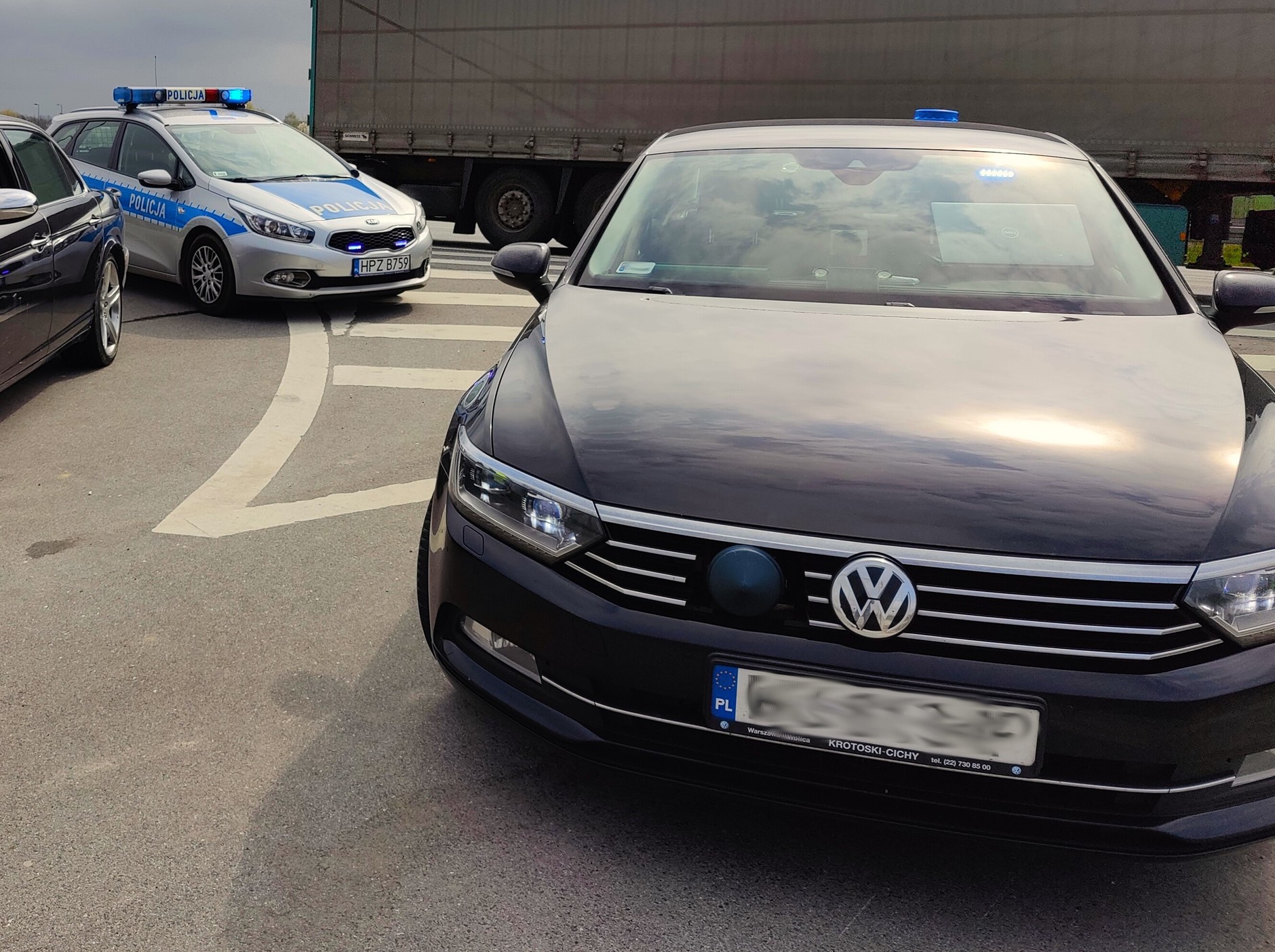 Nieoznakowany radiowóz ITD