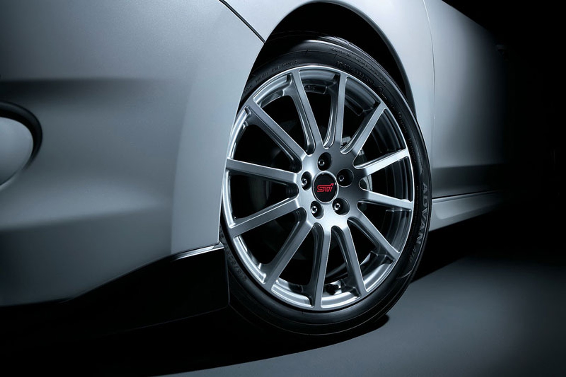 Tokio 2009: Subaru Exiga 2,0 GT tuned by STI