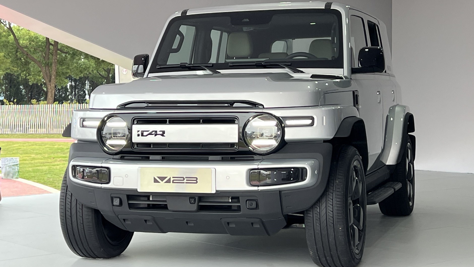 iCar V23