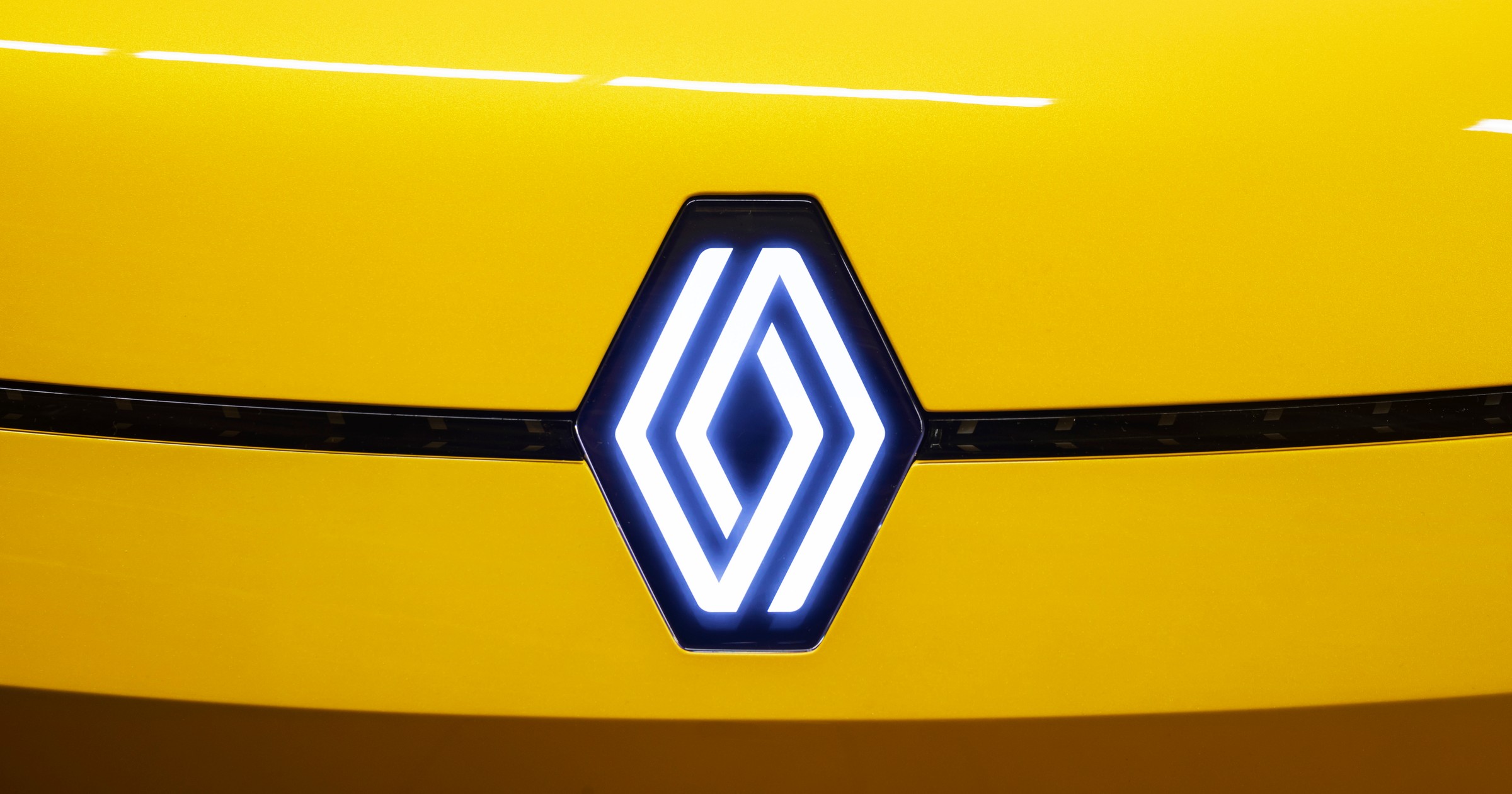 2-2021 - new logo renault
