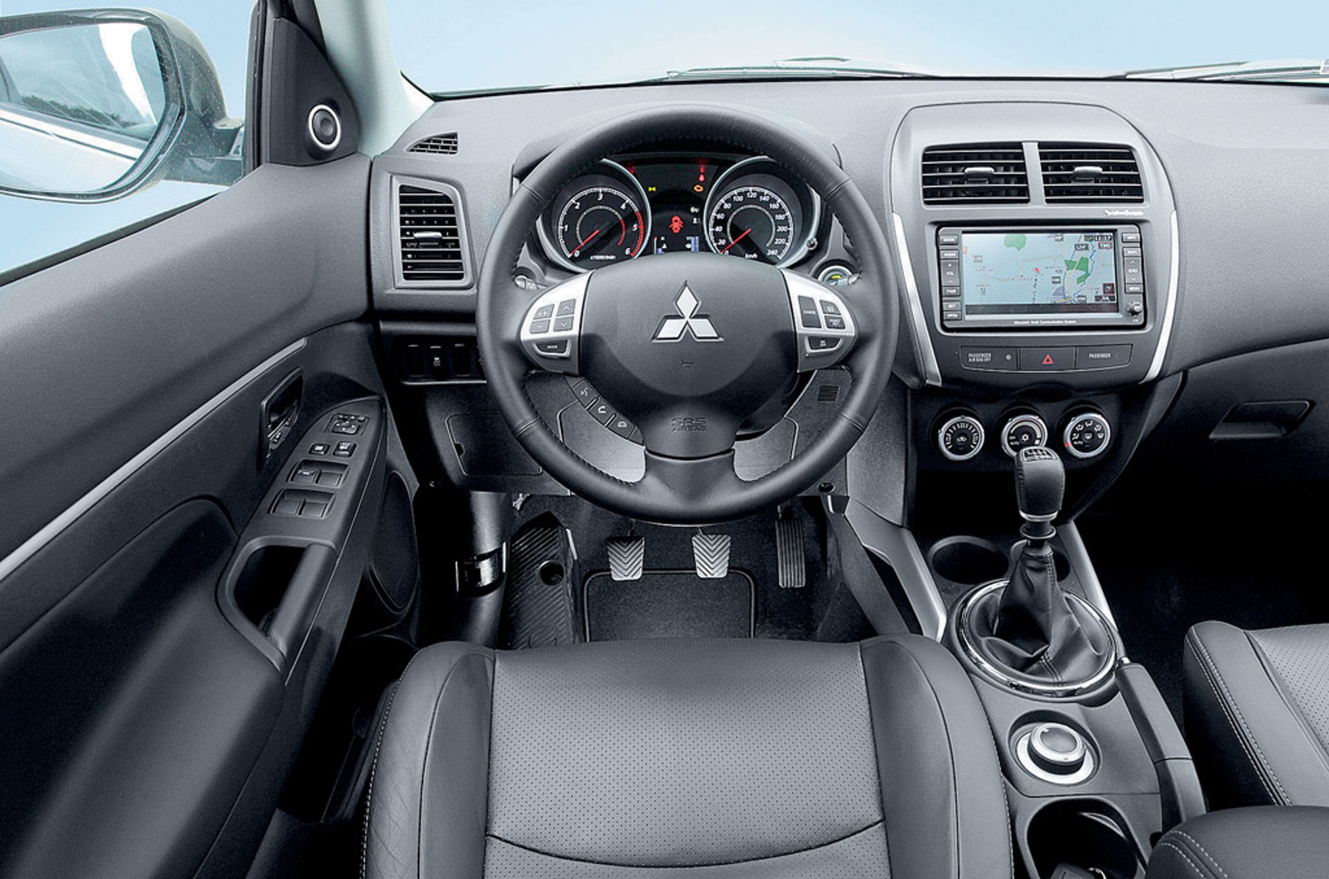 Suzuki Grand Vitara kontra Mitsubishi ASX i Skoda Yeti: kompaktowe terenówki na start