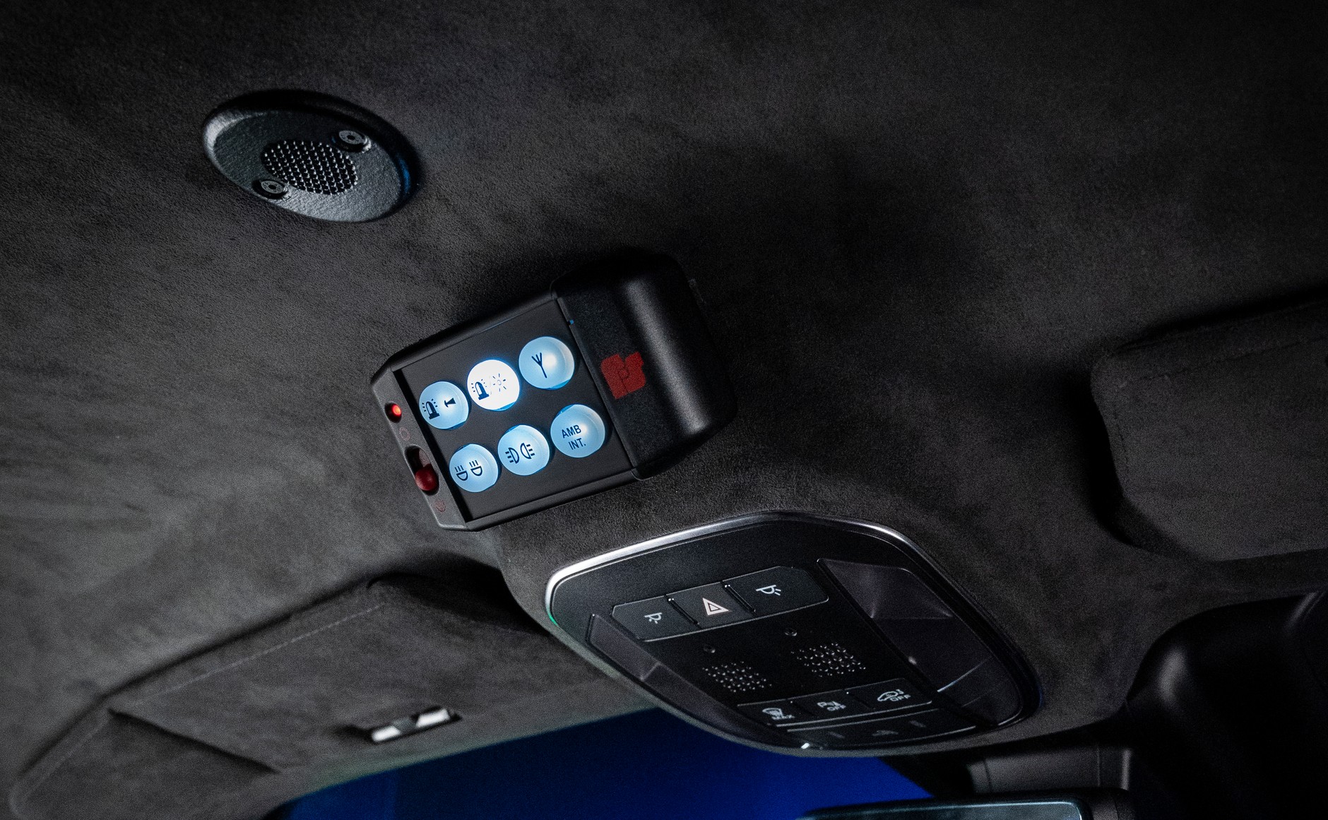 Karabinierzy otrzymali Alfę Romeo Giulia Quadrifoglio i Maserati MCPURA