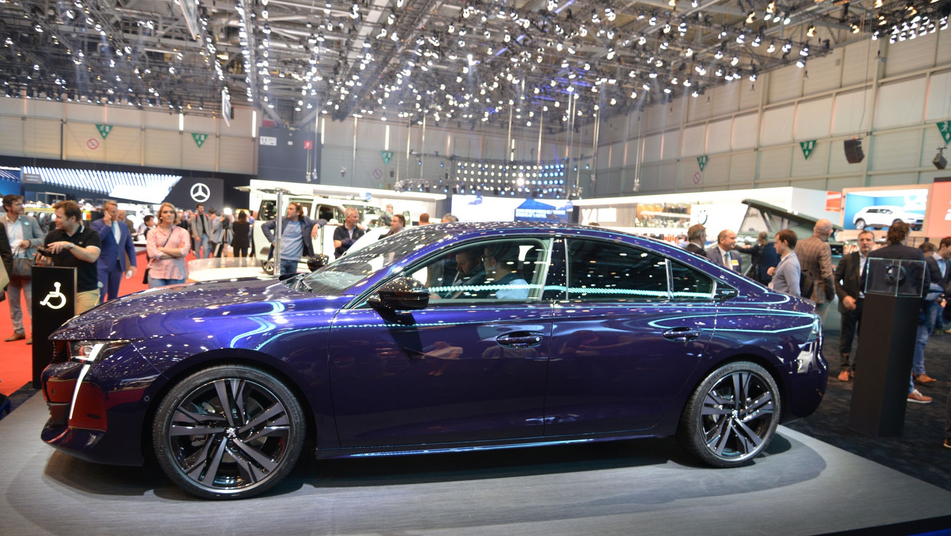 Gwiazda salonu w Genewie, czyli Peugeot 508