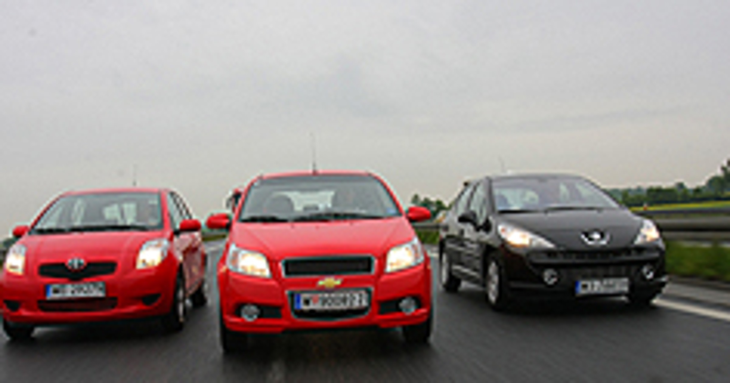 Chevrolet Aveo kontra Peugeot 207 i Toyota Yaris - Luksus poproszę. Tanio!