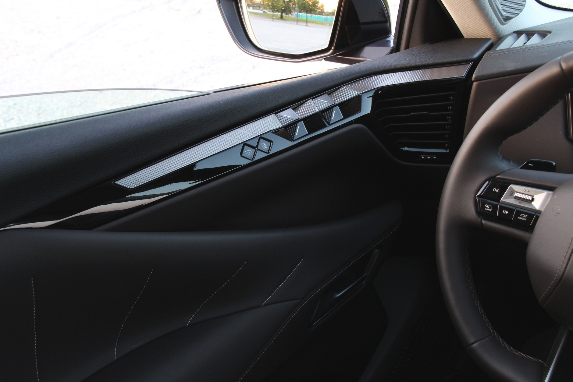 DS 4 PHEV Antoine De Saint Exupery