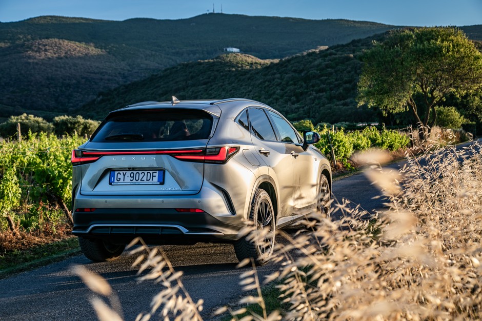 Lexus NX