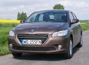 Peugeot 301: sedan na polskie drogi