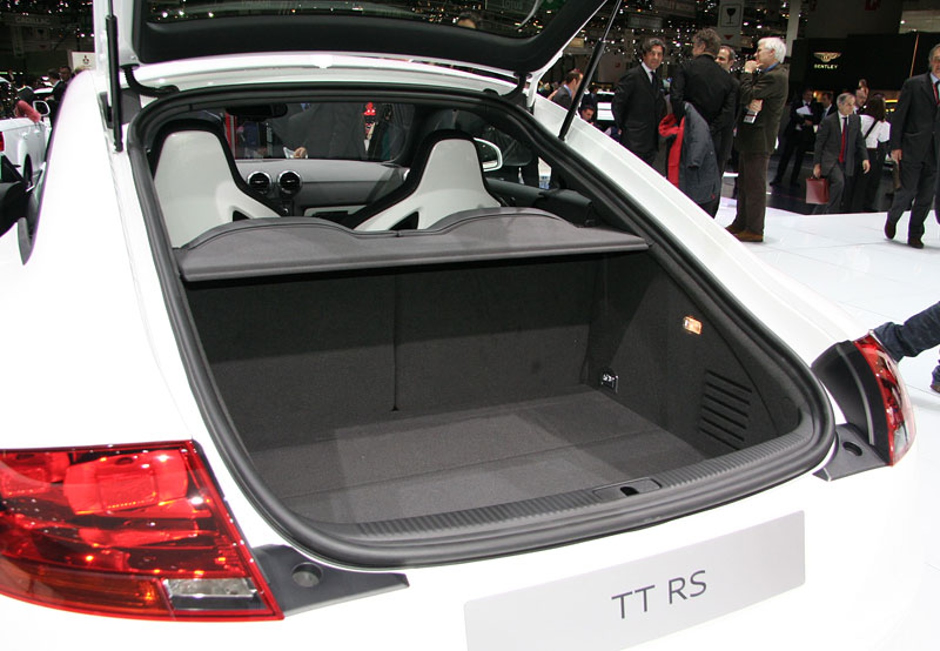 Genewa 2009: Audi TT-RS - fotogaleria