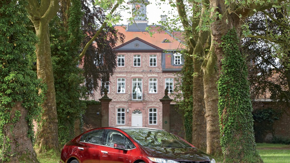 Honda FCX Clarity - Ready to drive