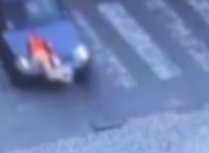 Potrącił 10-latka na pasach i wiózł go na masce auta. Policja pokazuje nagranie