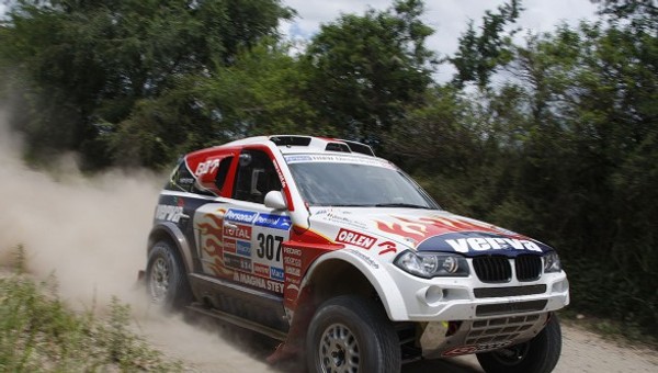 Rajd Dakar 2011: awans Hołowczyca (2. etap, wyniki)