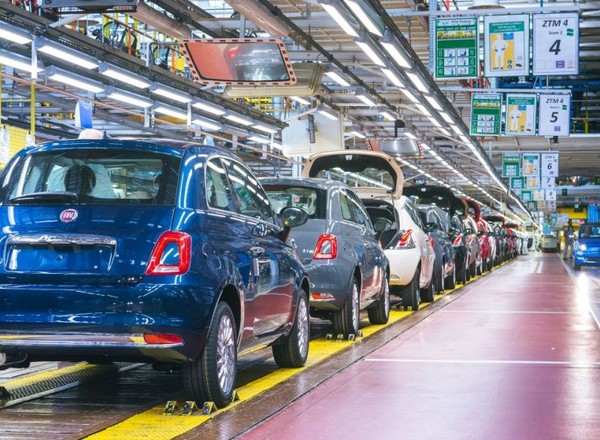 Fabryka FCA Poland w Tychach wstrzymuje produkcję z powodu braku części
