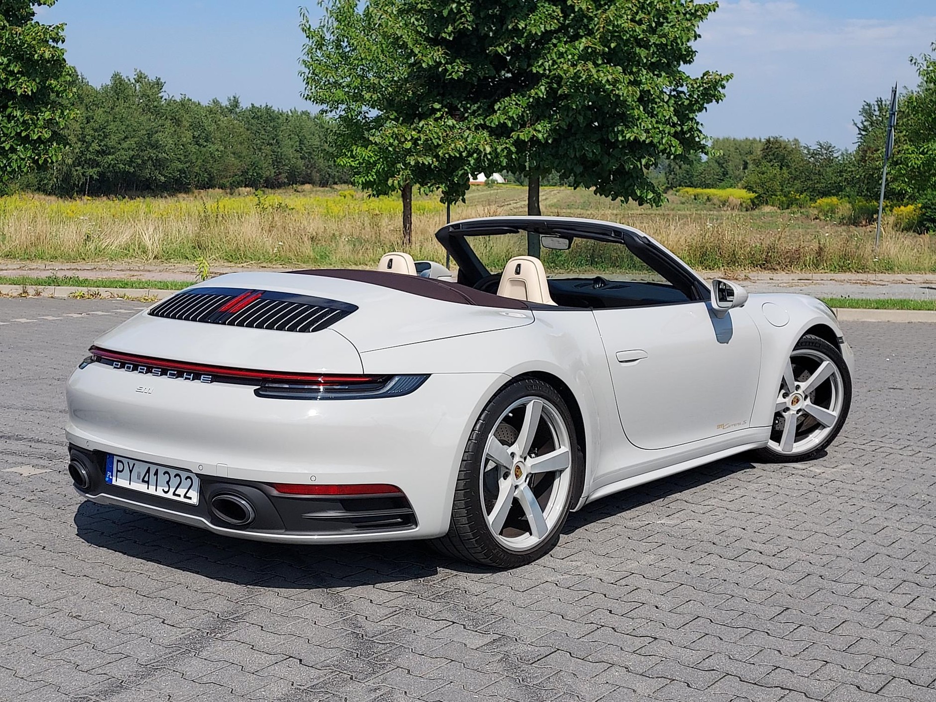 Porsche 911 Carrera S Cabriolet