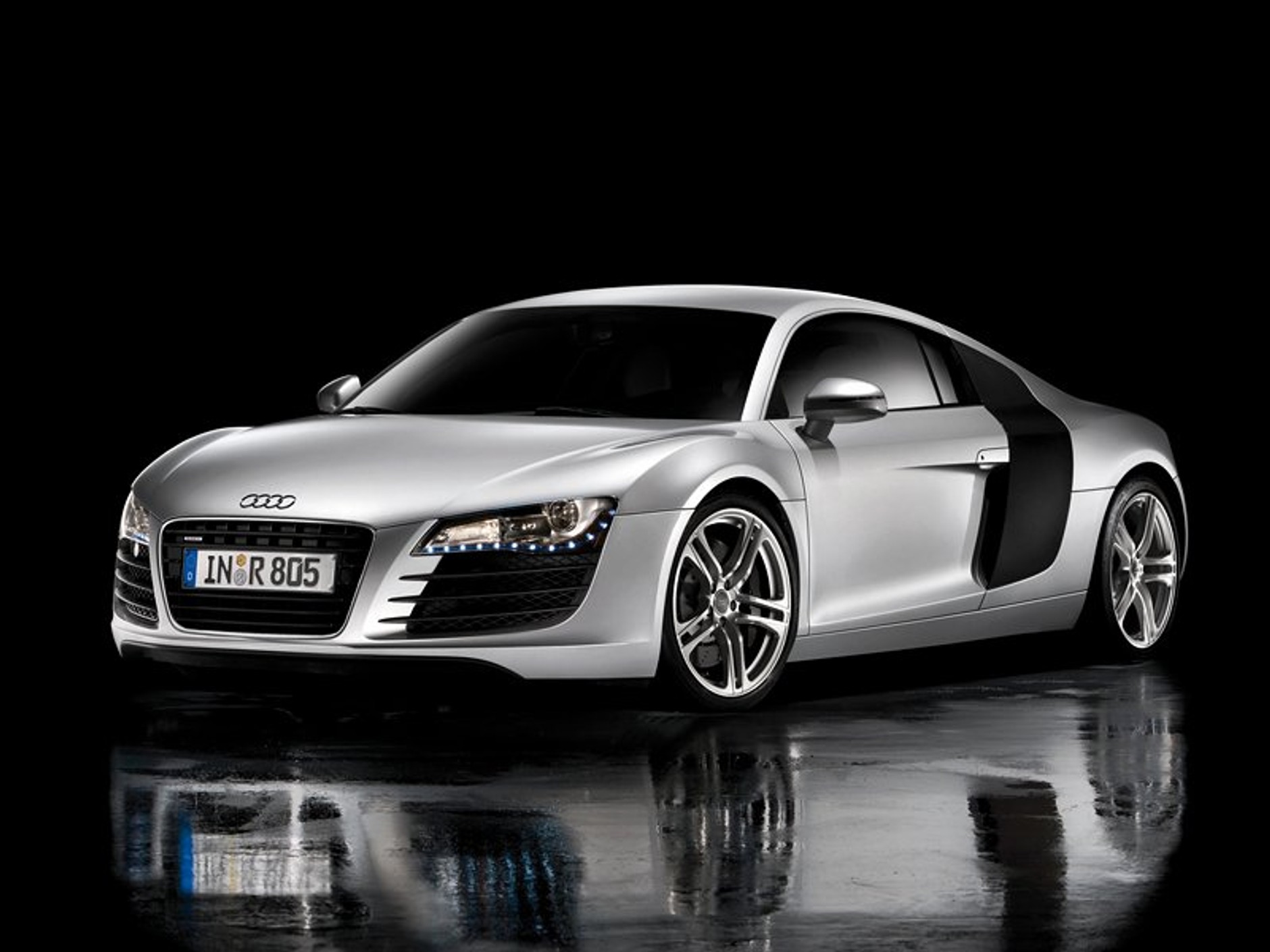 Audi R8 nagrodzone tytułem SportsCar magazynu AutoBild