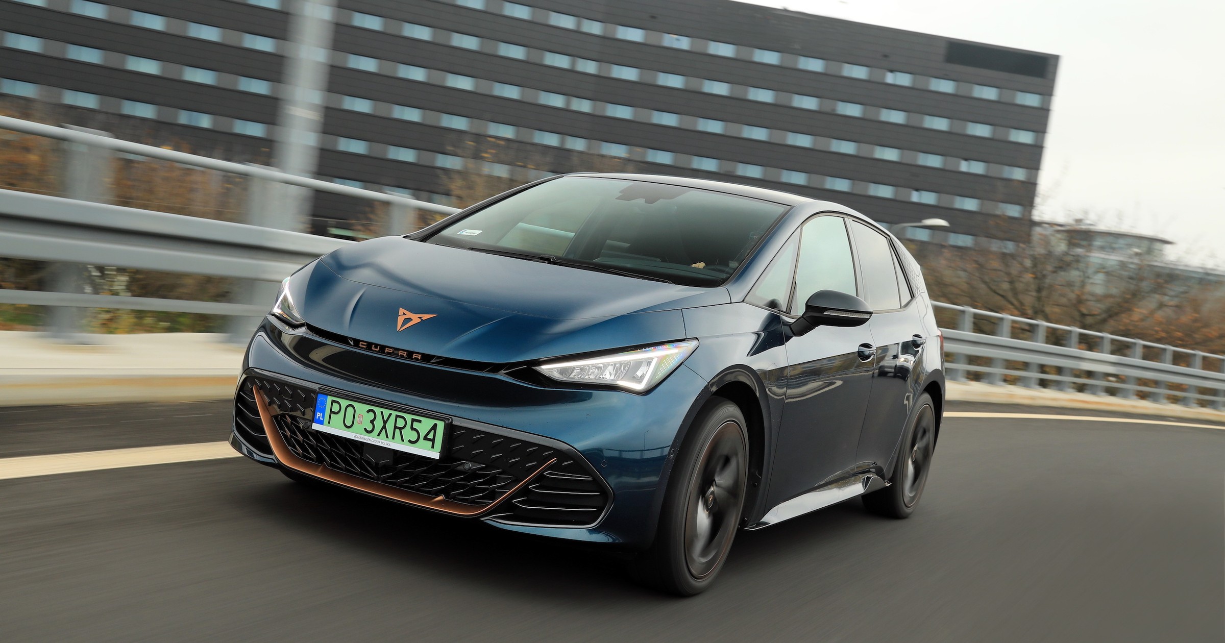 Cupra Born 58 kWh e-Boost (2022 r.)