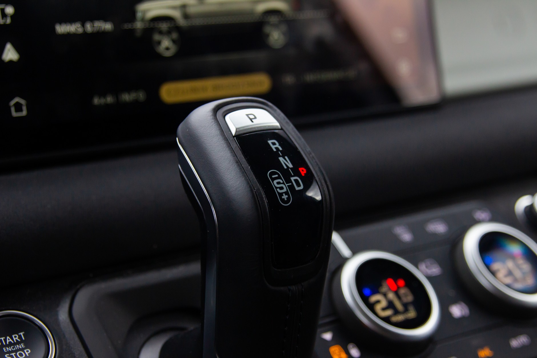 Land Rover Defender Hard Top