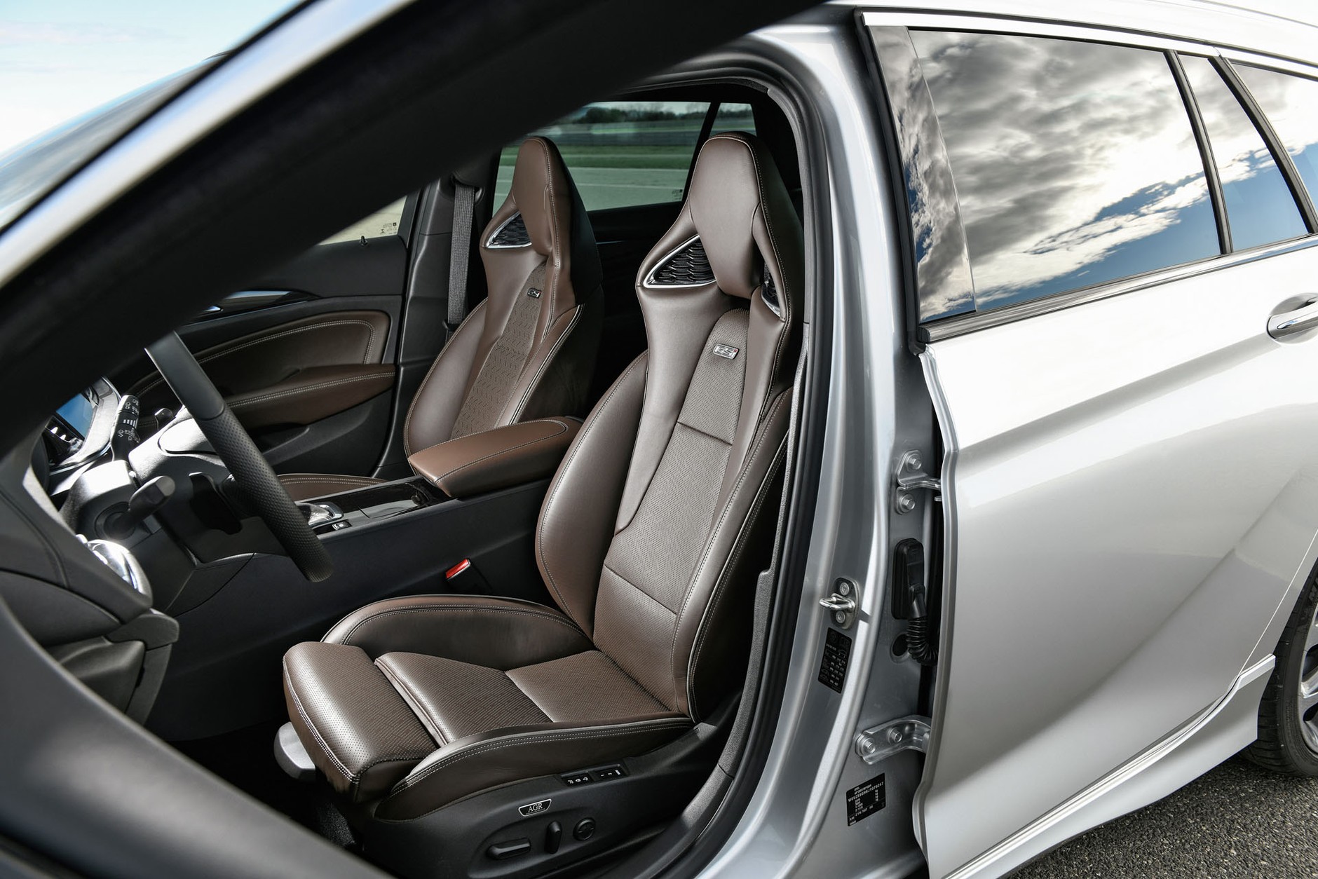 Opel Insignia GSi - szybka i zwinniejsza