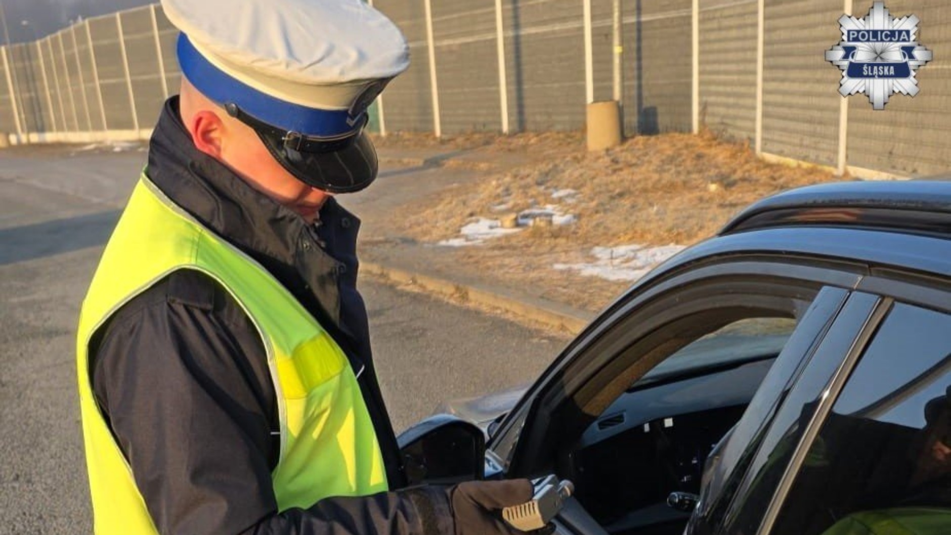 Policjanci "stali" od świtu na całej A1. Sprawdzili ponad 5 tys. kierowców