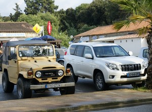 Raj(d) Toyoty - Toyta Land Cruiser Raid Corsica 2010
