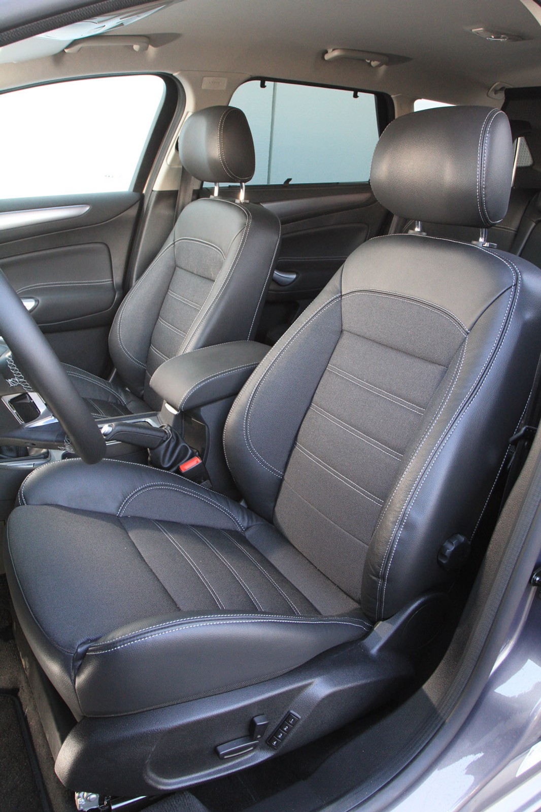 Ford Mondeo: wielkie kombi z gadżetami