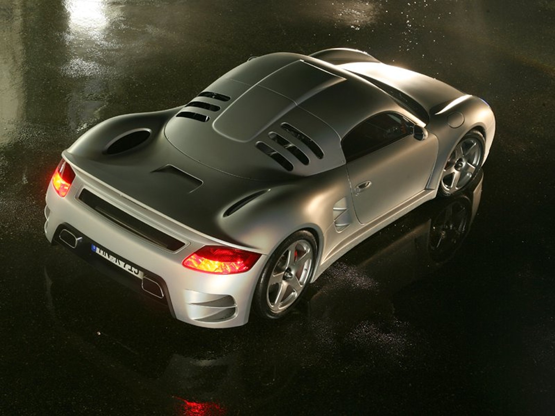 Ruf CTR 3: nowy sportowiec z 700 końmi