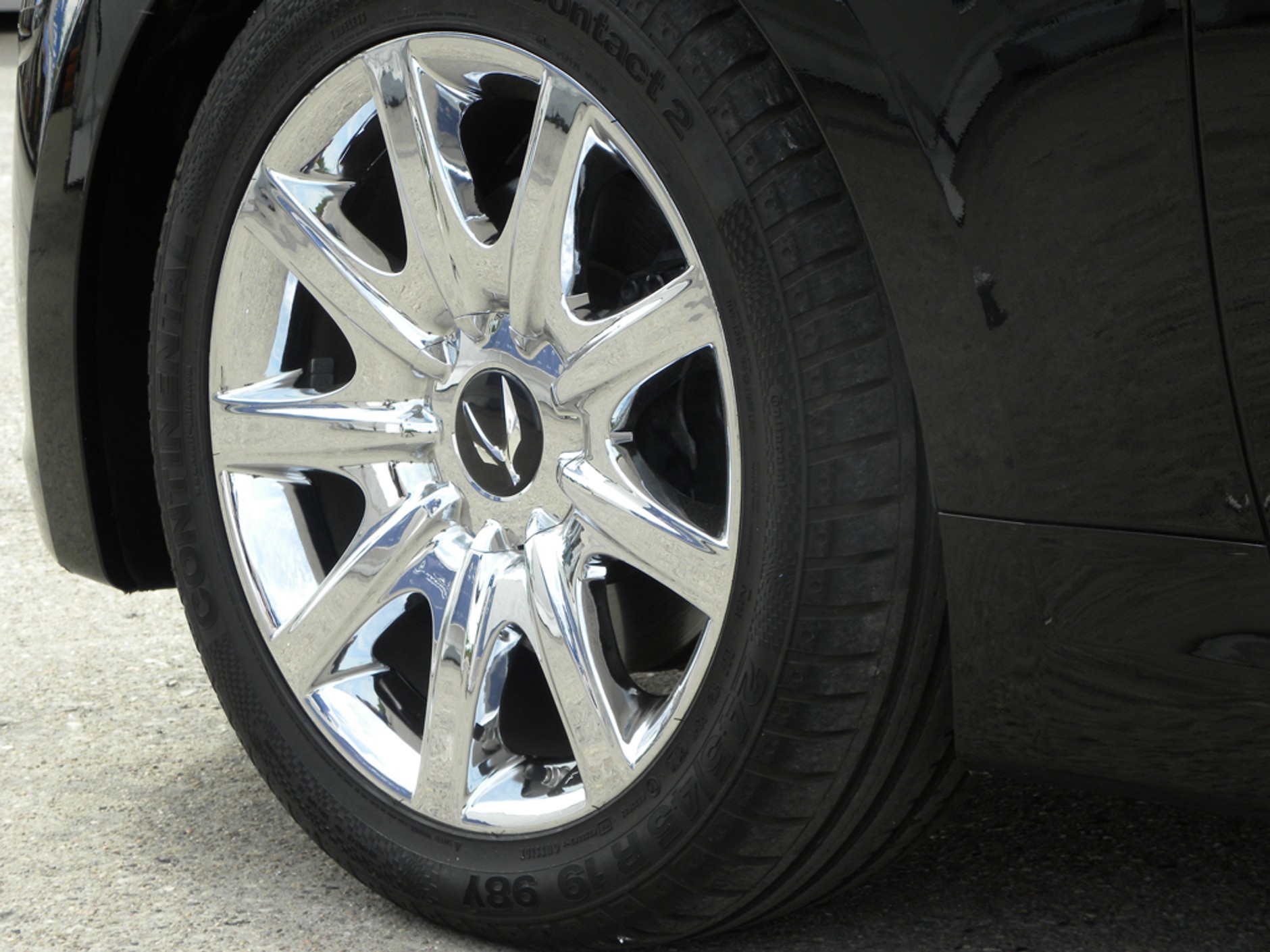 Equus: limuzyna Michela Platiniego na Euro 2012