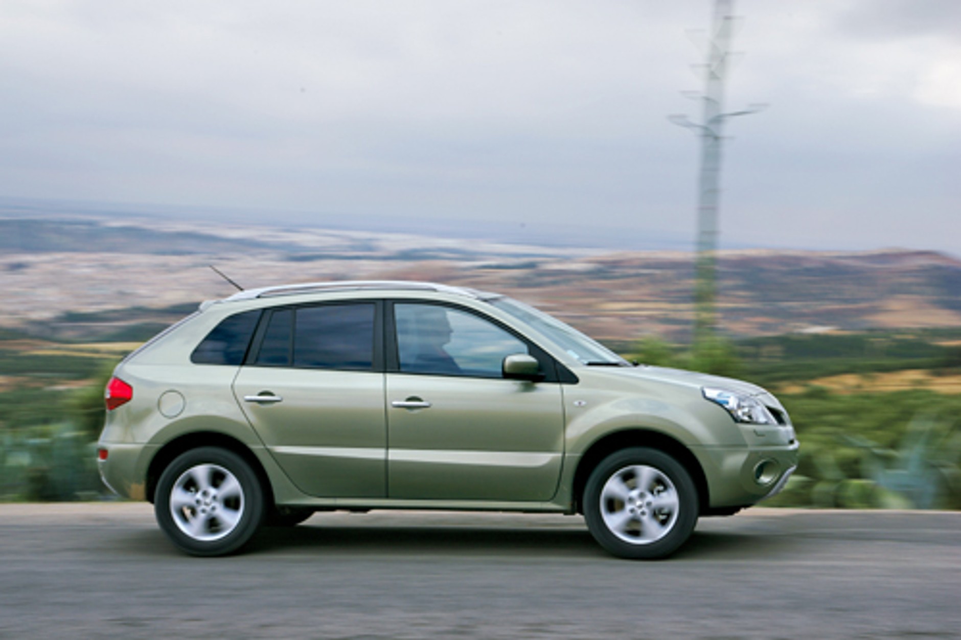 Renault Koleos - Nareszcie prawdziwy SUV