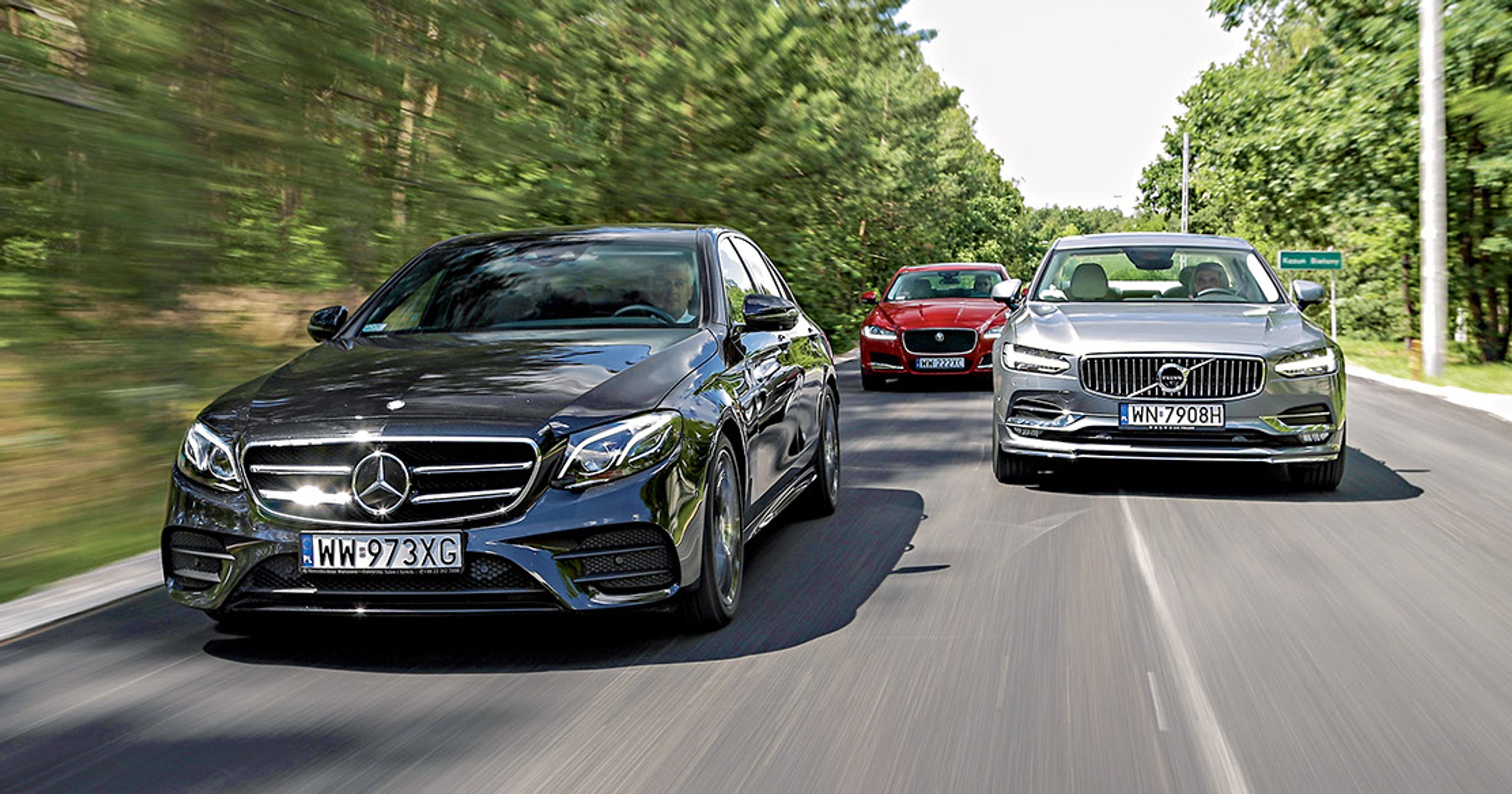 Mercedes E 220d vs Jaguar XF 2.0 vs Volvo S90 D4