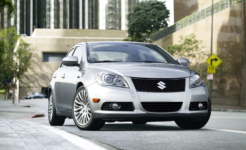 Tokio 2009:  Suzuki Kizashi będzie sprzedawane najpierw w Japonii