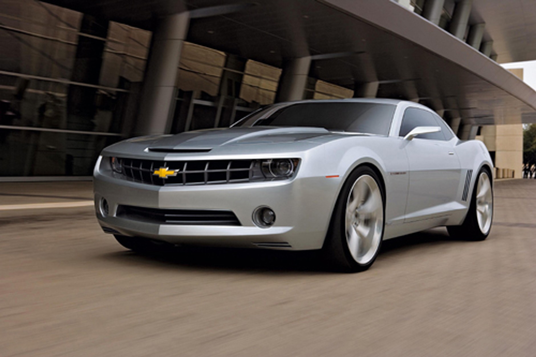 Chevrolet Camaro, Dodge Challenger, Ford Shelby GT - Powrót legend