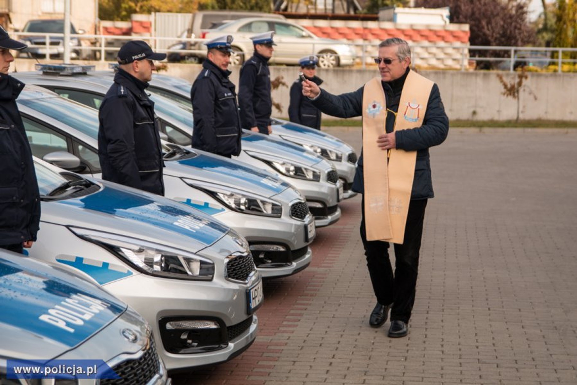 Nowe radiowozy policji