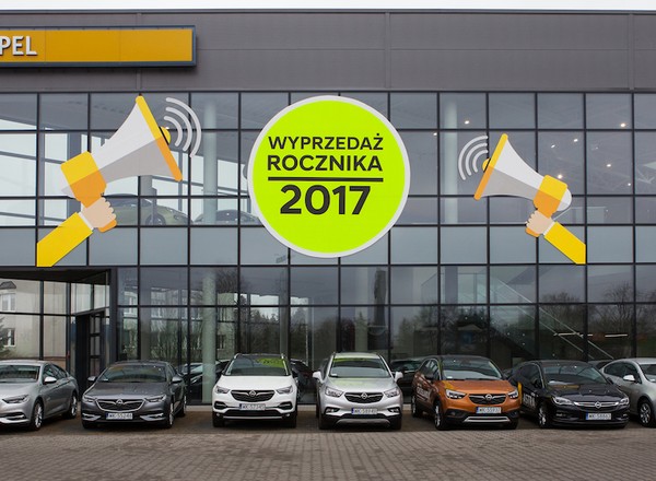 Wyprzedaże aut z rocznika 2017 – jak kupić taniej i nie żałować