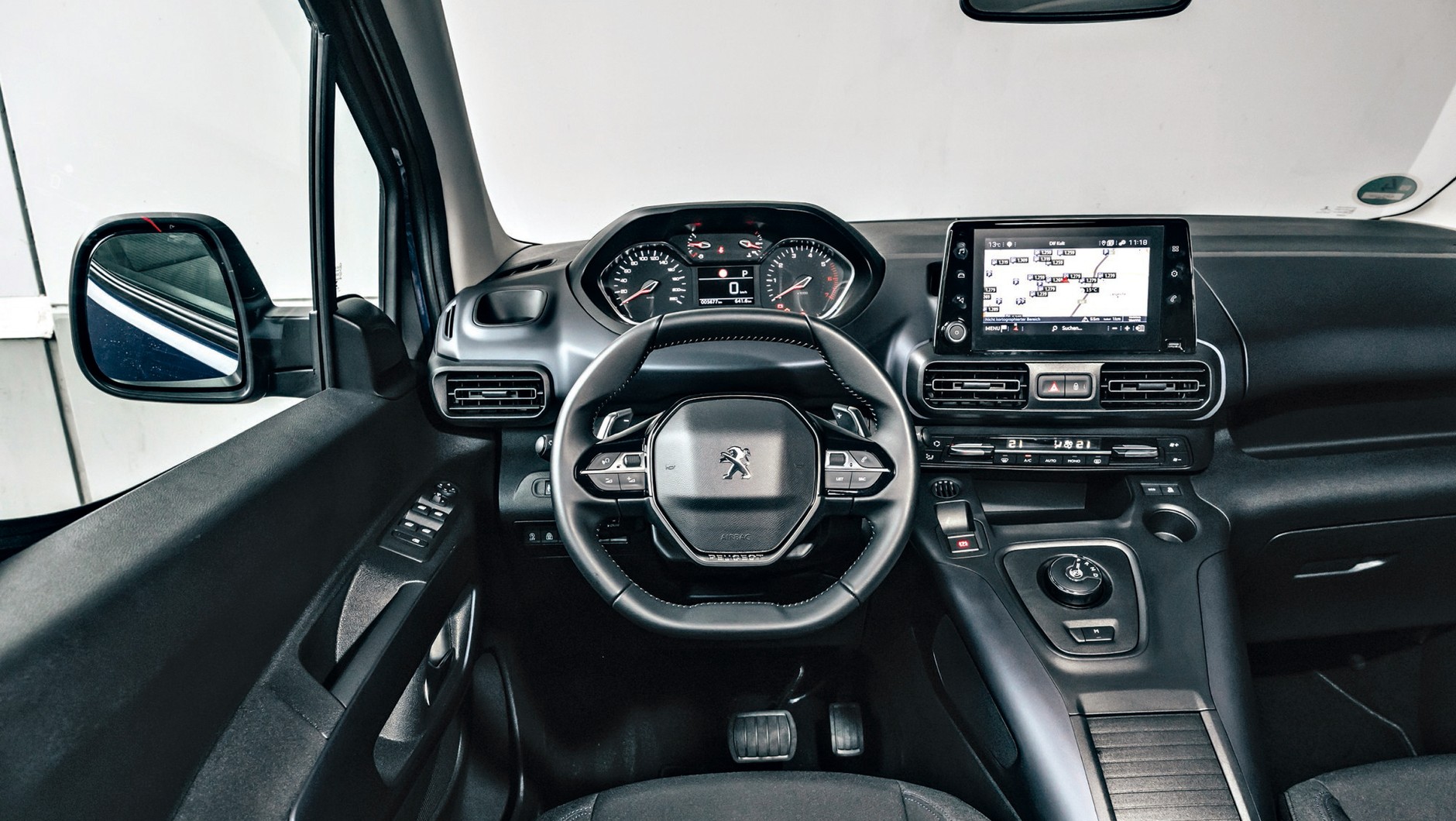 Peugeot Rifter 1.5 BlueHDi - kokpit