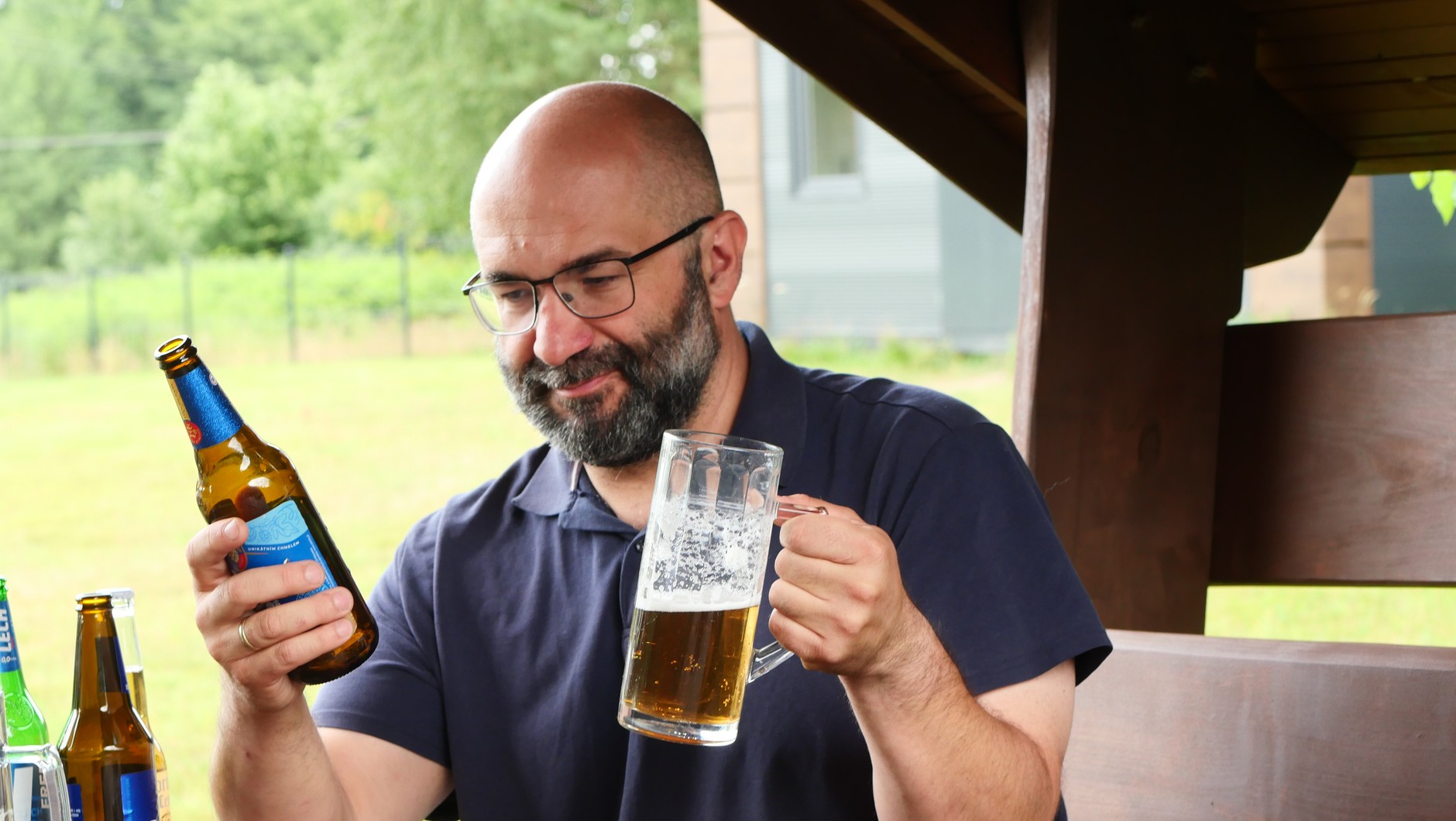 Test piw bezalkoholowych: dobra wiadomość jest taka, że tym razem żadnego z testowanych piw nie możemy stanowczo odradzić – browary radzą sobie z ich produkcją coraz lepiej.