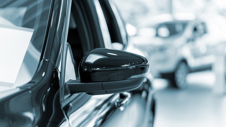 Jak unikać strat przy sprzedaży samochodów? Narzędzia OTOMOTO, strategie dealerów