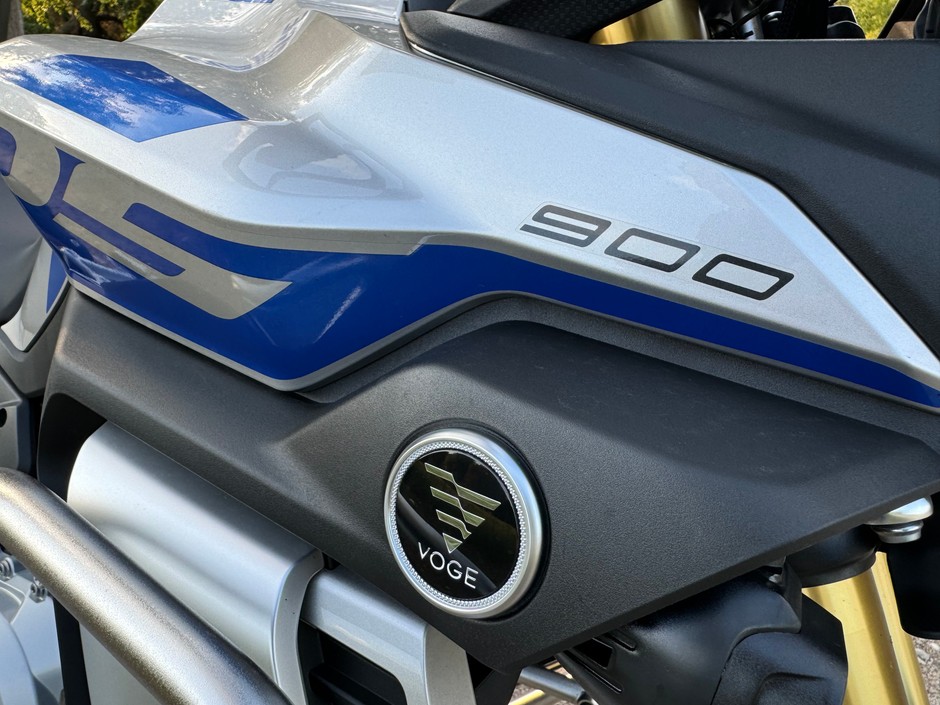 Voge DSX 900