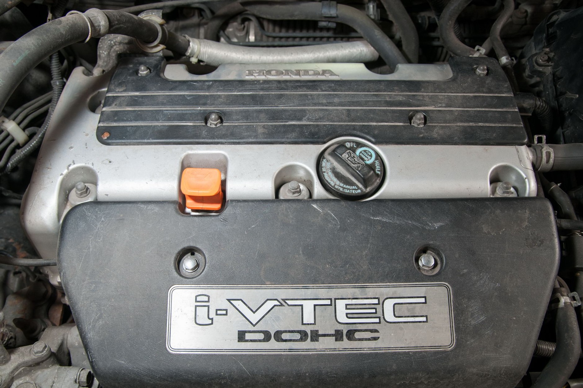 Serwis Hondy CR-V II 2.0: olej silnikowy