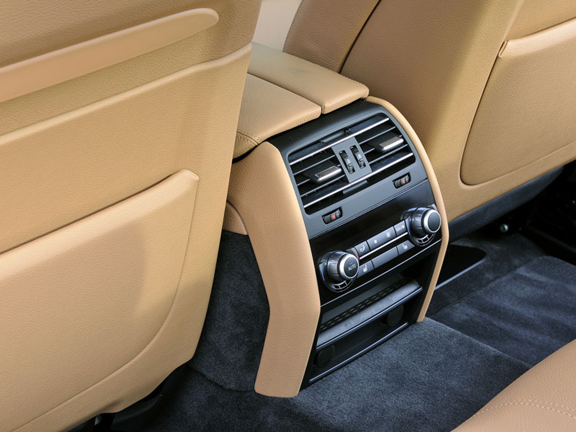 BMW 750iL i BMW 730d – pierwsze wrażenia z jazdy