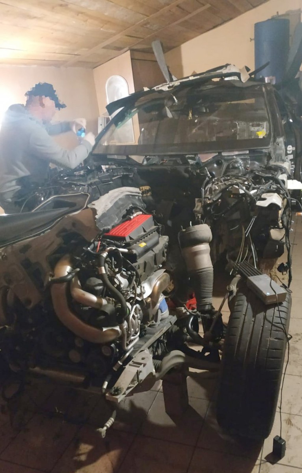 Policja odzyskała auta skradzione metoda na walizkę