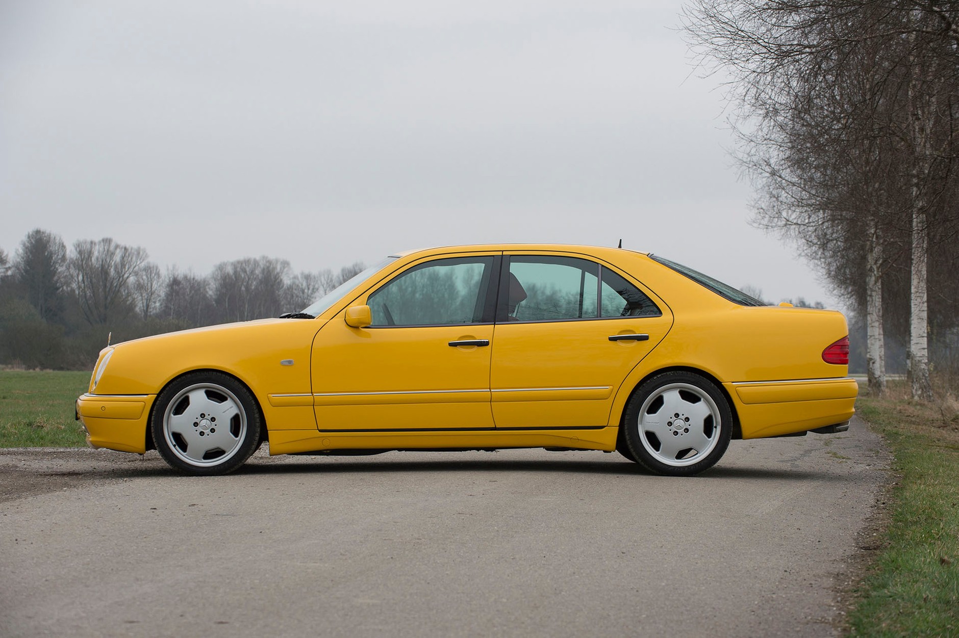 Mercedes W210 E50 AMG - jeśli okular to tylko taki!