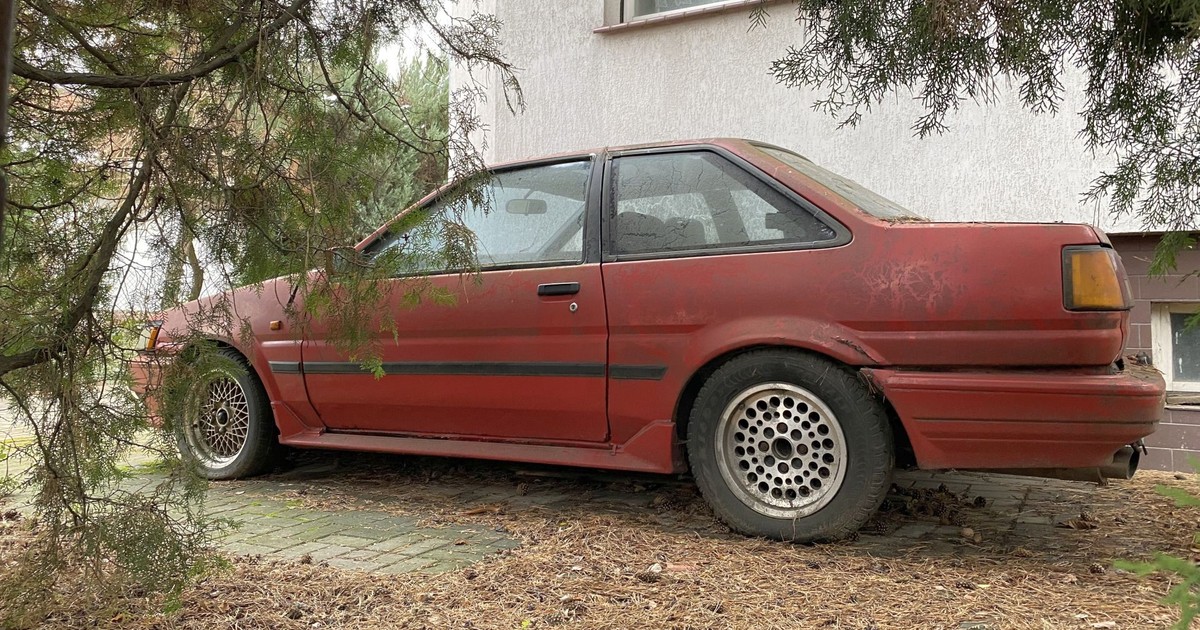 Toyota AE86