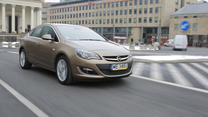 Opel Astra sedan 1,7 CDTI: test rodzinnego sedana