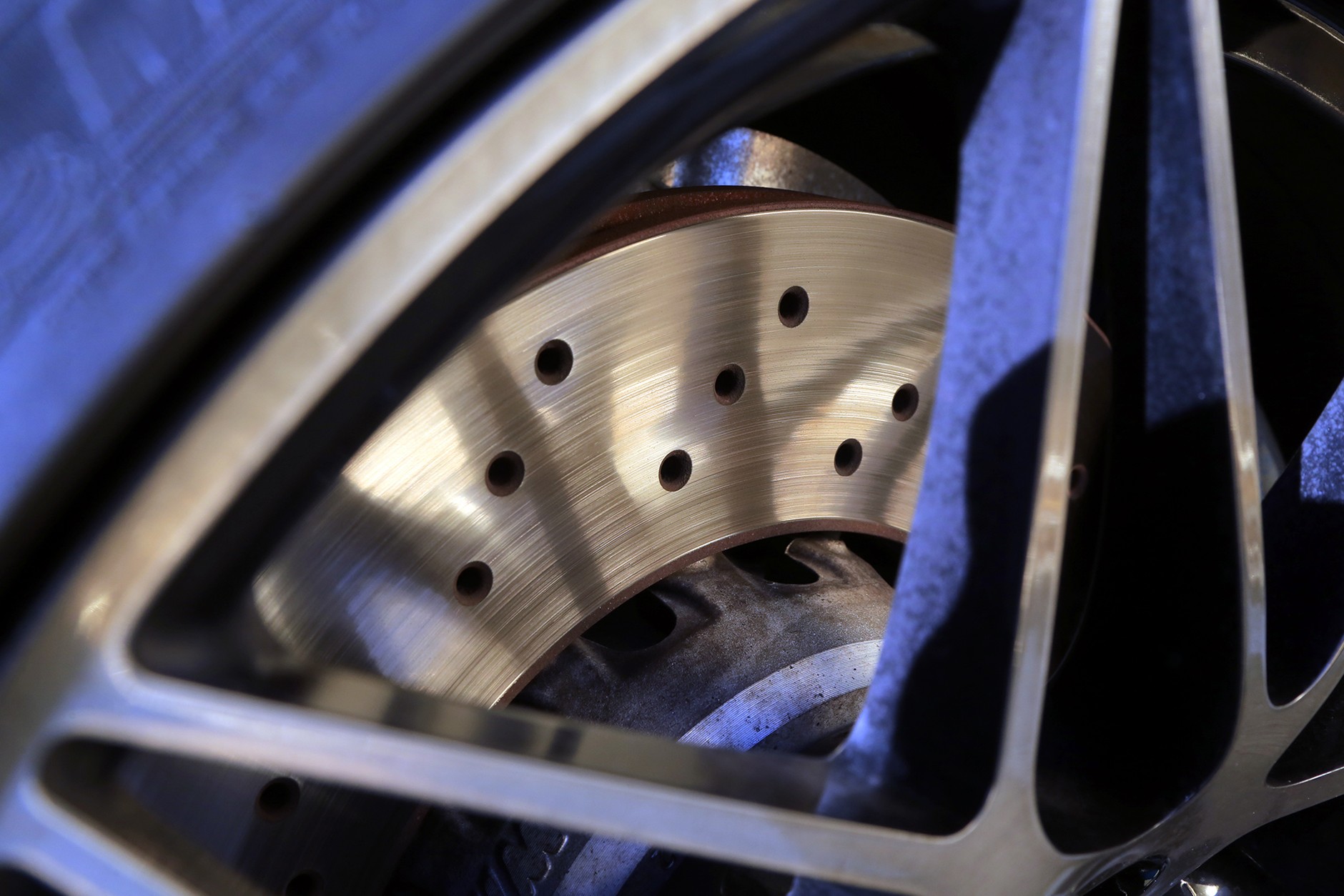 BMW M4 Cabrio M Performance - twardy zawodnik