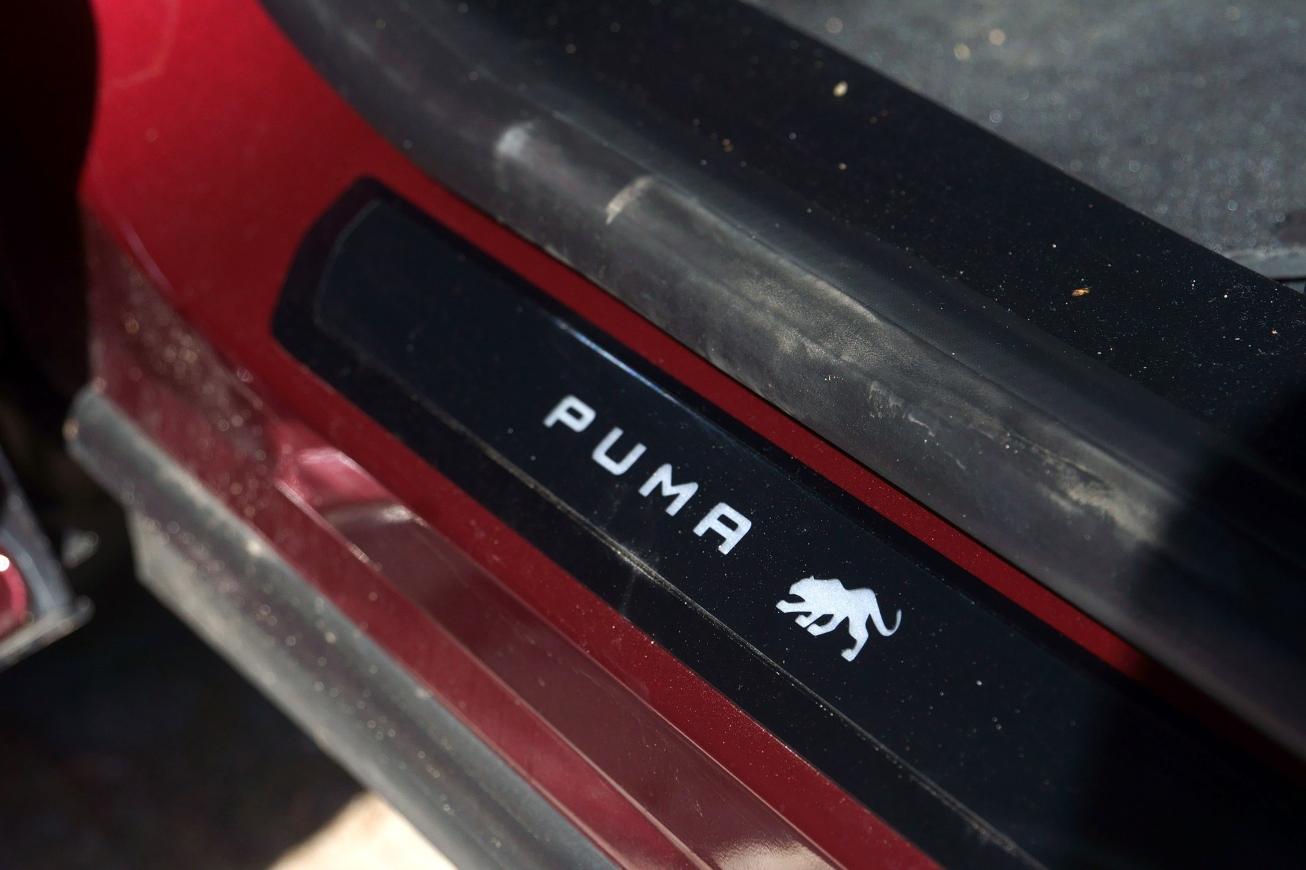 Ford Puma Vivid Ruby Edition